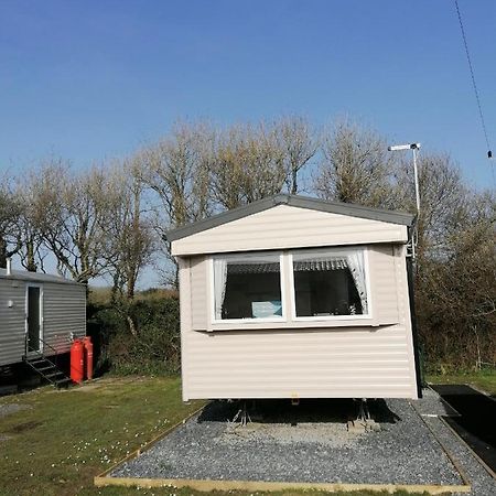 Sycamores Caravan Helston Bagian luar foto