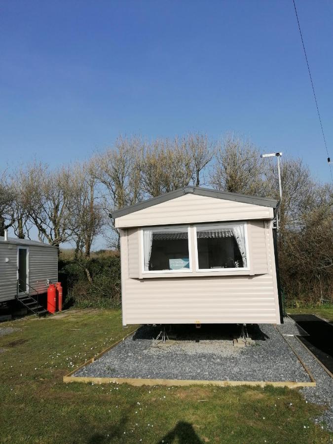 Sycamores Caravan Helston Bagian luar foto