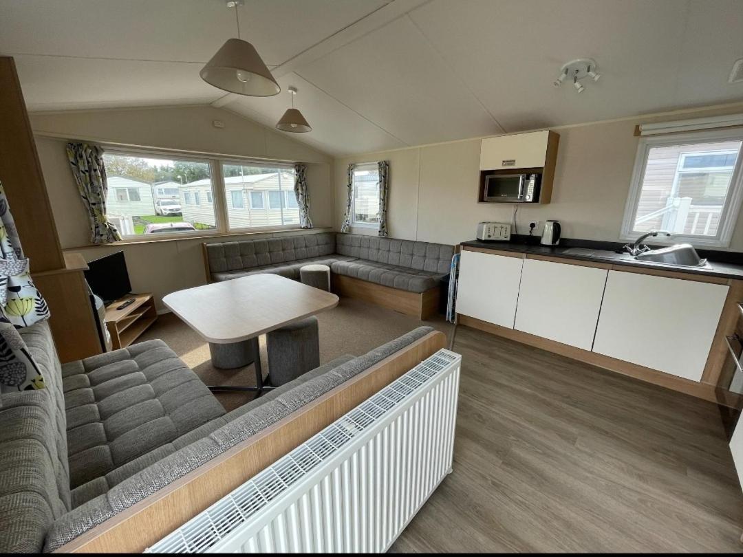 Sycamores Caravan Helston Bagian luar foto